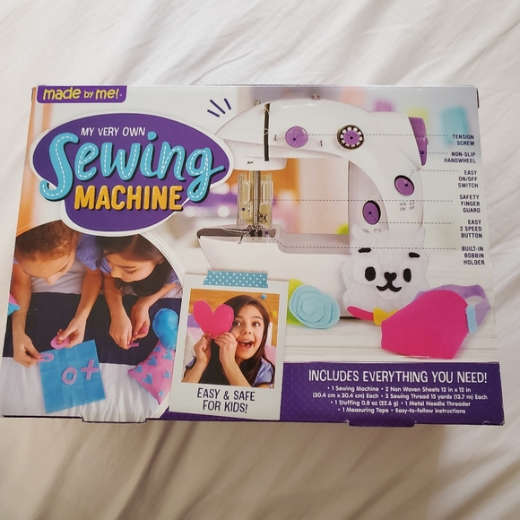 "My very own sewing machine for age 8+" - Picture 2 of 5